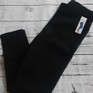 Jvini black jeggings. NWT